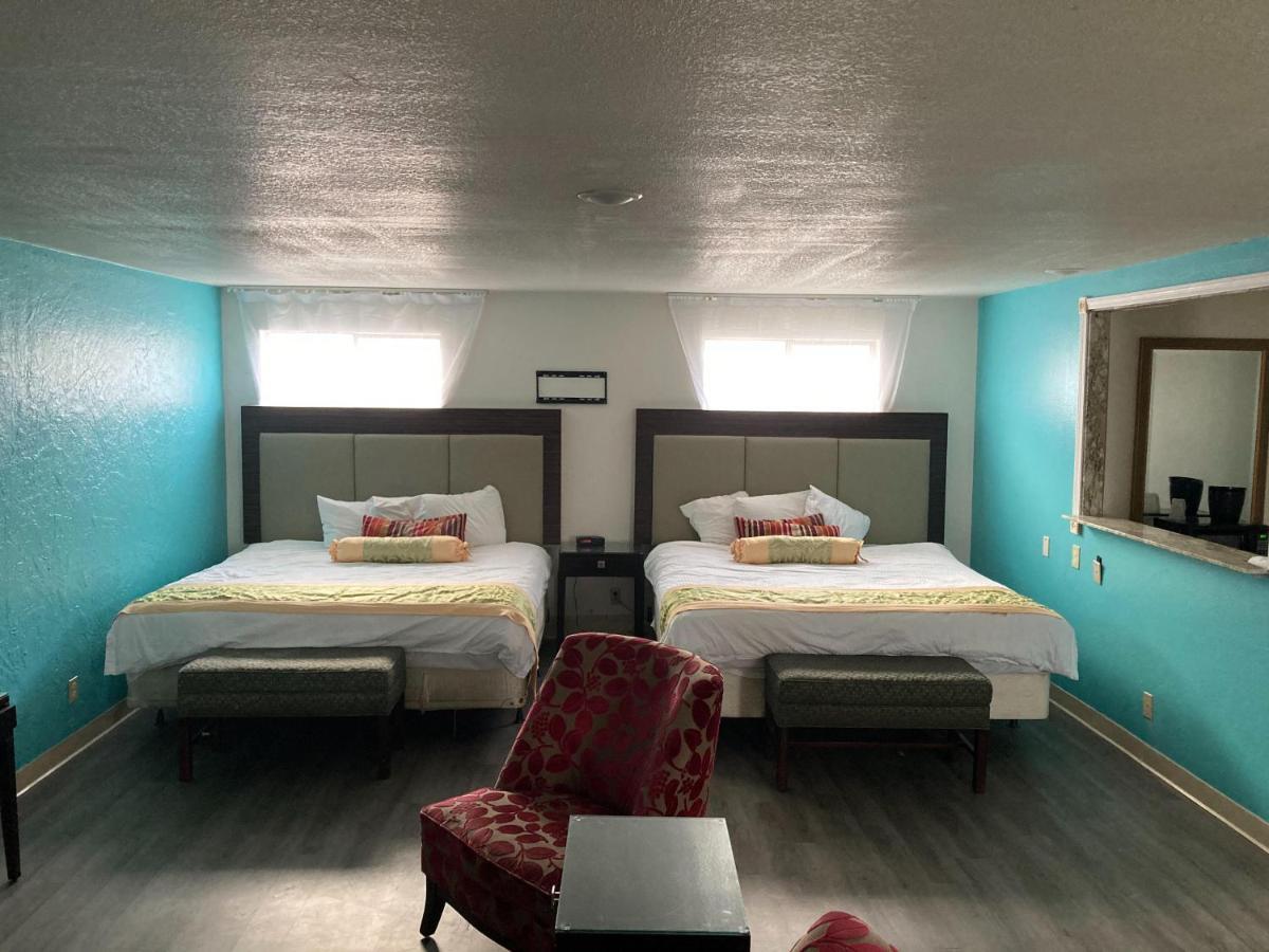 Nampa Inn & Suites Esterno foto